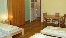 Al Fresco Hostel *