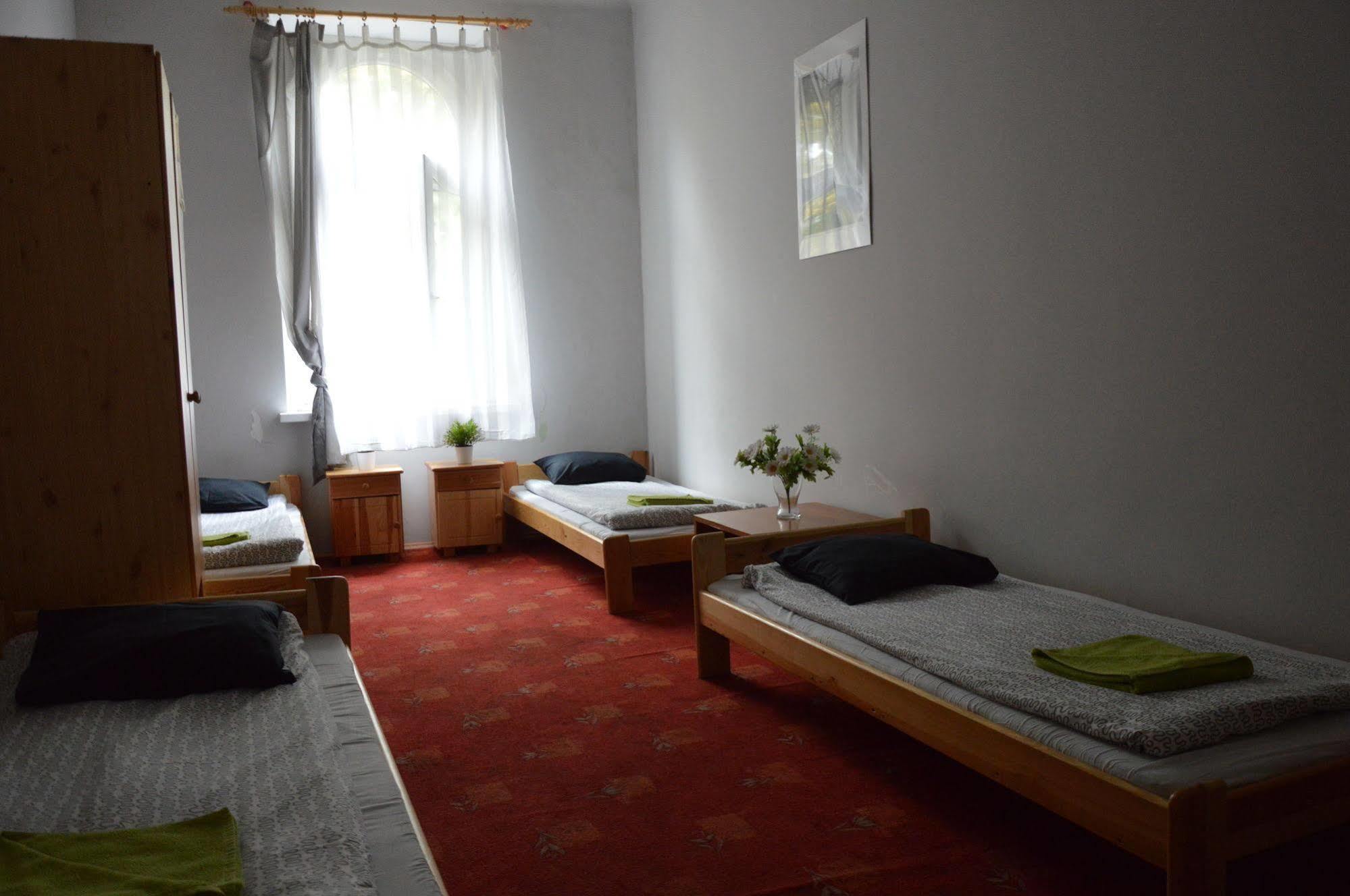 Al Fresco Hostel *