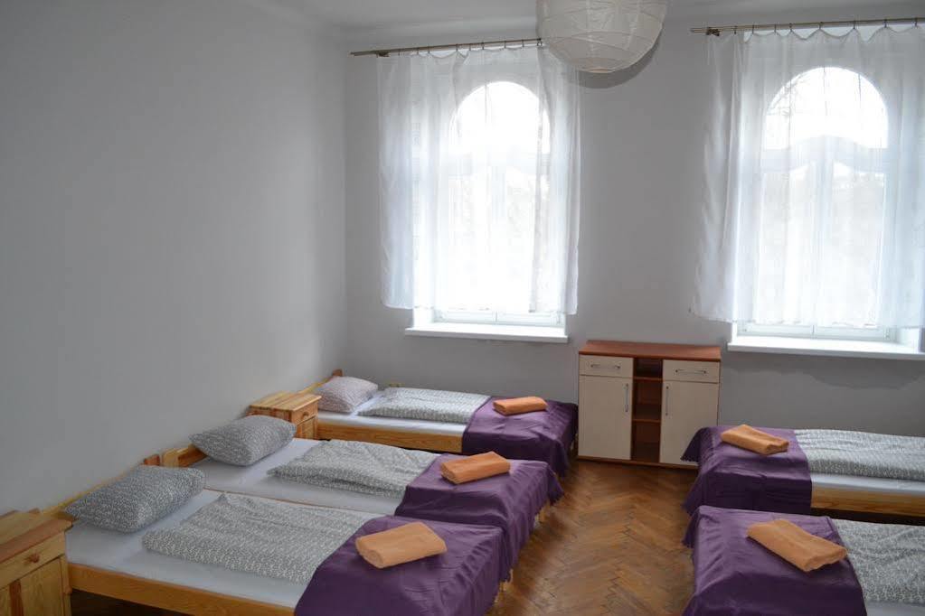 Al Fresco Hostel *